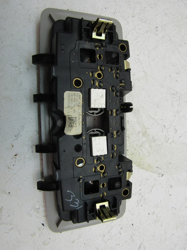 Luz domo Outlook 2007 2009 Saturn techo trasero trasero interior mapa lámpara de lectura Foto 2 de 4