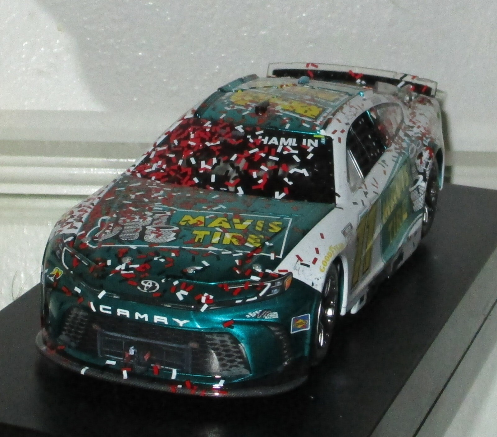 Picture 2 of 12