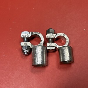 Deka Battery Terminal 4/0 Gauge Left / Right Elbow Negative & Positive 5394/5395