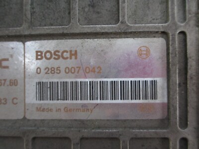 VW   MOTORSTEUERGERÄT ECOTRONIC BOSCH 0285007042 /  VW 811907383C
