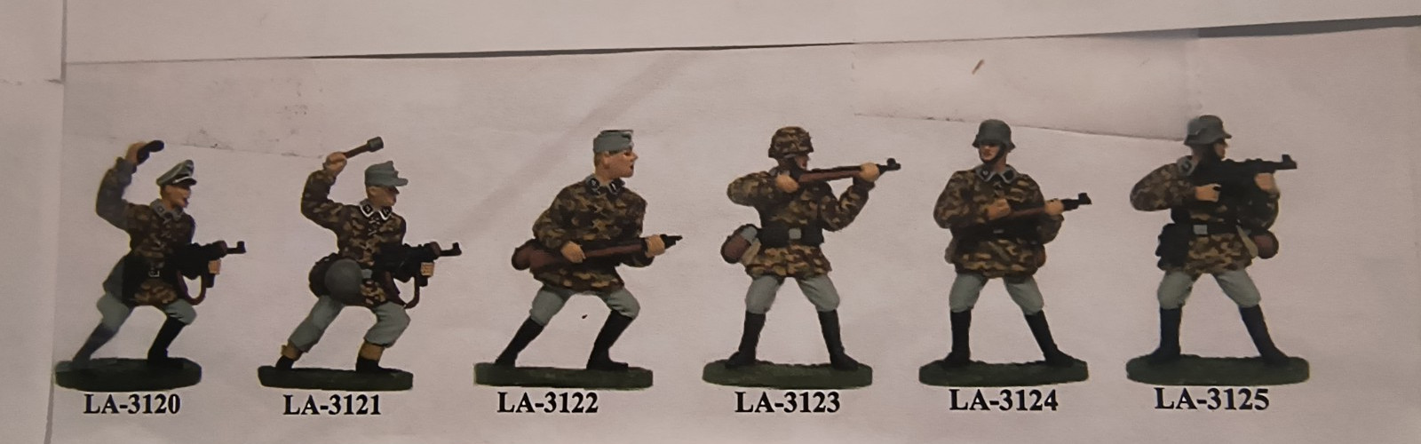 Dunken reusable soldier molds, WW II, German Waffen SS, 12 figures