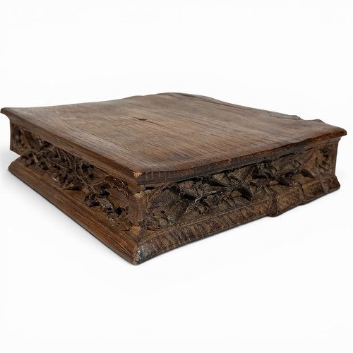 Haute Epoque Console Culot