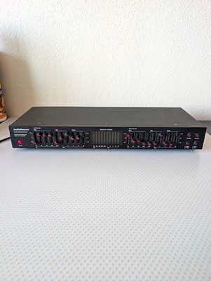 AudioSource EQ Eight Series II Graphic Equalizer Spectrum Analyzer Tested Works