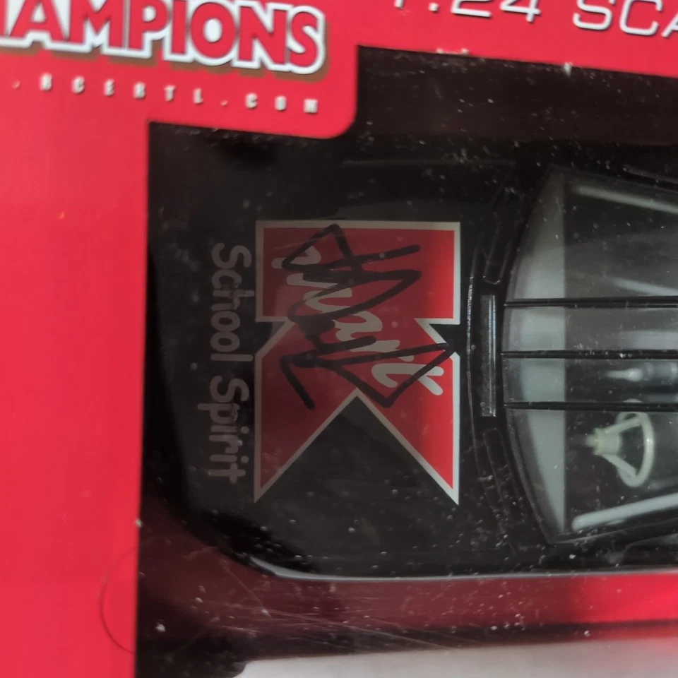 NASCAR Autografiado #26 1:24 Joe Nemechek, Ford Taurus 2002, Campeones de Carreras Foto 3 de 4