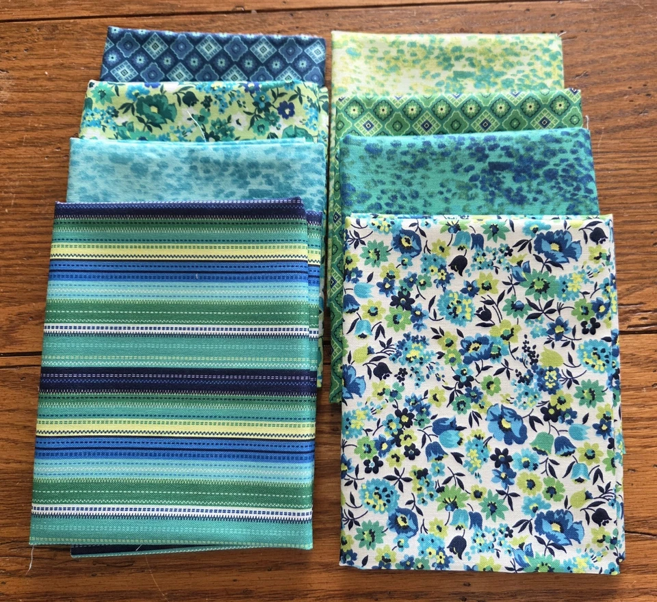 Fat Quarter Bundle (8) - Marcus Fabrics - Blue Crush by Monika Zhu - PRETTY - Image 3 of 4