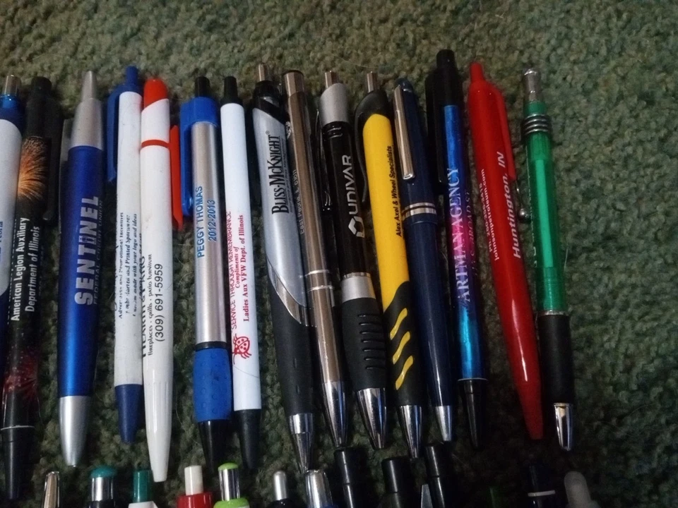 Lote De 50 Bolígrafos Publicitarios De Colección Usables Múltiples Diseños Foto 3 de 4