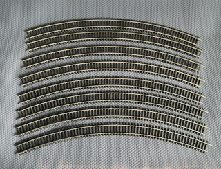 USED HORNBY R8262 N/S 4th RADIUS DOUBLE CURVES X 8