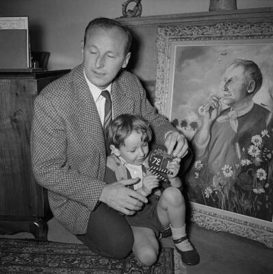 Andre Bourvil French actor singer in family Paris 1955 OLD PHOTO 3