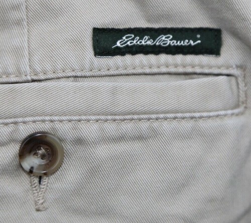 Pantalones cortos chinos Eddie Bauer 2008 vintage frente plano beige 100 % algodón talla 36 - Imagen 9 de 9