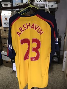 arshavin arsenal jersey