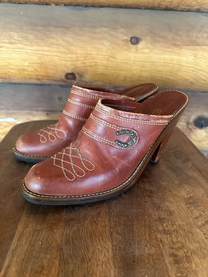Zuecos HUSH PUPPIES talla 7 Western Mules Cuero Marrón Madera Tacones Brasil De Colección Años 80 Foto 3 de 4