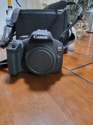 Canon EOS Rebel T7