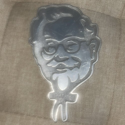 Colonel Sanders KFC Cast Iron Head Plaque 35th Anniversary Celebration 5”