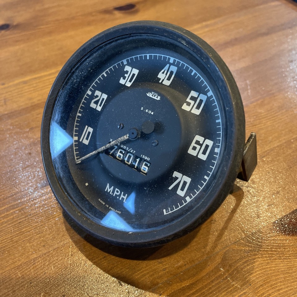 LAND ROVER SERIES 1 AND 2 JAEGER SPEEDOMETER 1500 UNTESTED | eBay UK