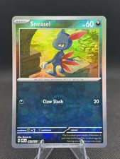 Sneasel (Master Ball Pattern) 061/131 Sv: Prismatic Evolutions Holo