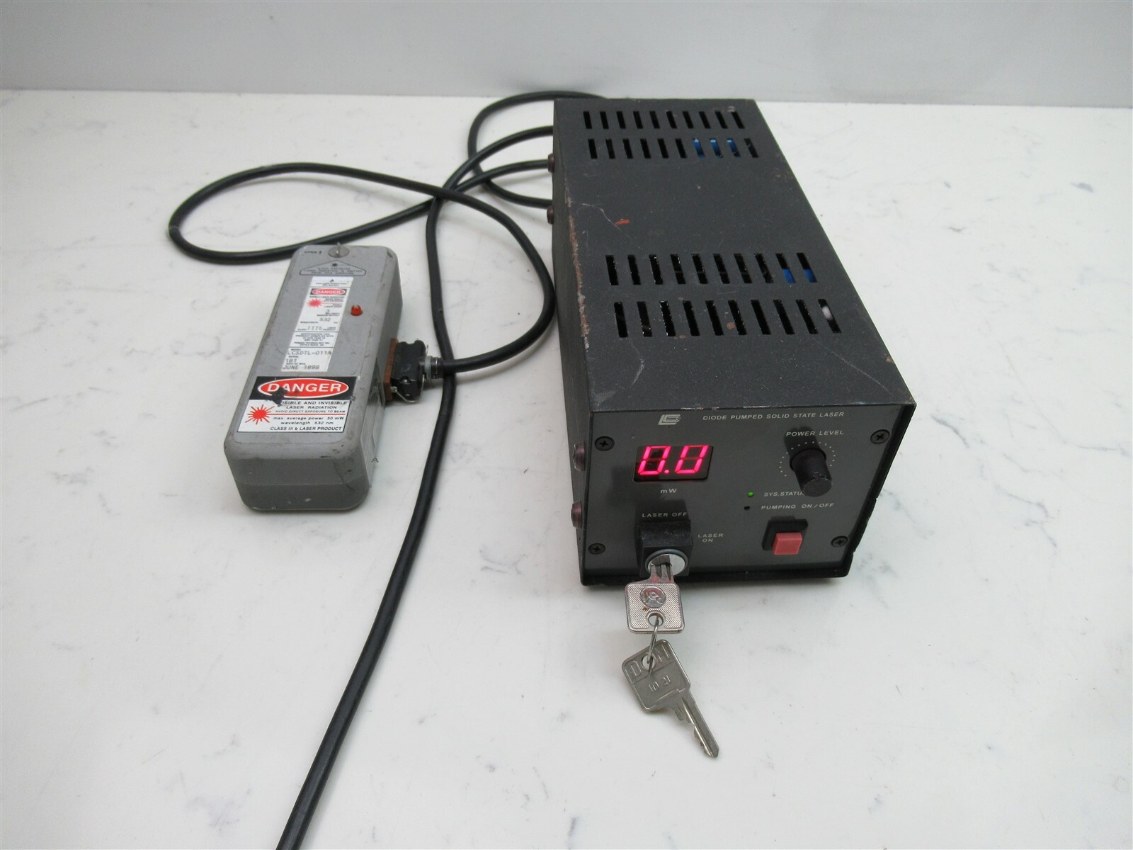 LC Laser Compact Diode Pumped Solid State Green Laser LCS-DTL-011A Unit w/ Keys