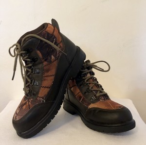 deer stags hiking boots