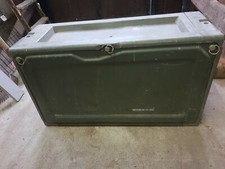 Aufbewahrungskiste Milit&auml;r/ Werkzeugkiste mit Schnellverschl&uuml;ssen/ Tragegriffe