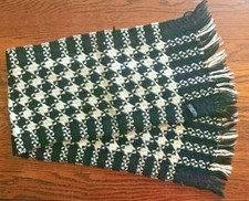 VINTAGE BLACK AND IVORY HAND LOOMED WOOL SCARF 45  x 11  