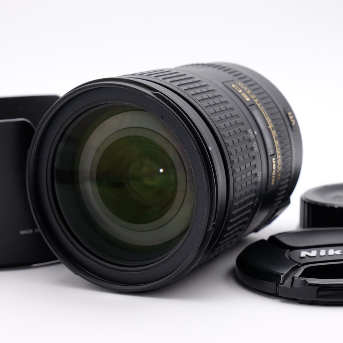 Nikon AF-S NIKKOR 28-300mm f/3.5-5.6G VR ED [ Near Mint