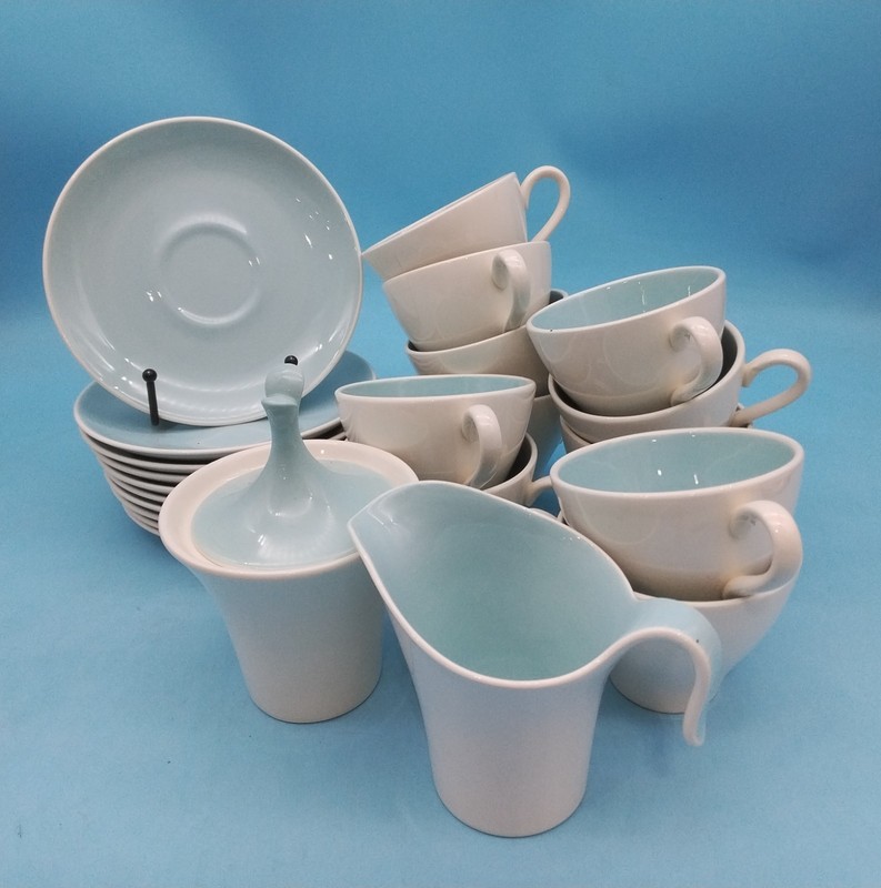 VTG Harkerware USA Blue Interior Cups, Saucers, Creamer & Sugar Set