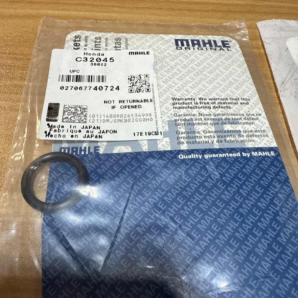 Junta tórica de tubo de refrigerante del motor MAHLE C32045 para modelos seleccionados de Acura Honda 02-15 Foto 2 de 3