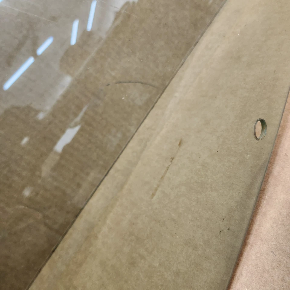 Ventana de vidrio para puerta Corvette 91-96 C4 lado derecho del pasajero Rh EzKool BUEN OEM Foto 4 de 4