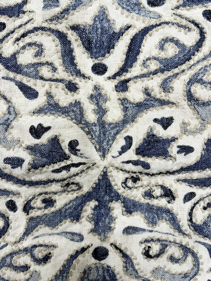 Pottery Barn Reilley 22x22 Pillow Cover Beige And Blue - Image 3 of 4