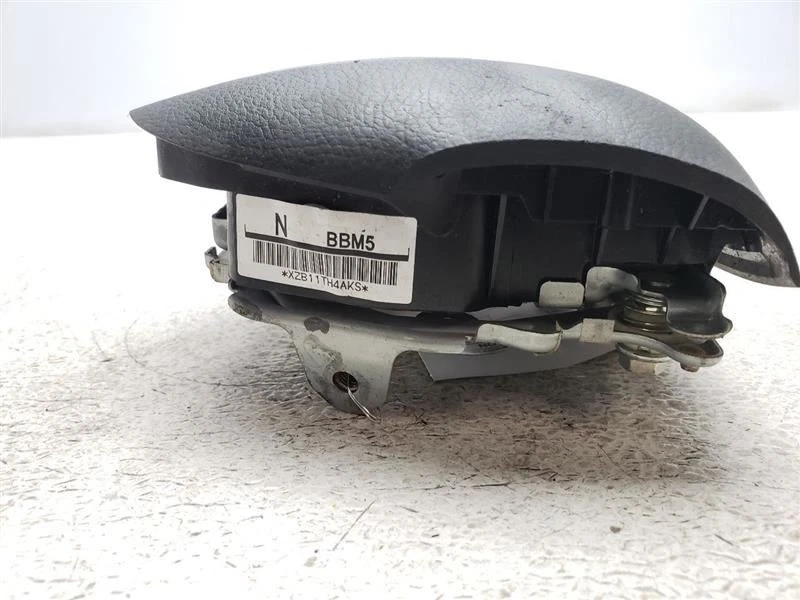 2010-2013 Mazda 3 Driver Air Bag Driver Wheel OEM BBM557K0002 - Image 3 of 4