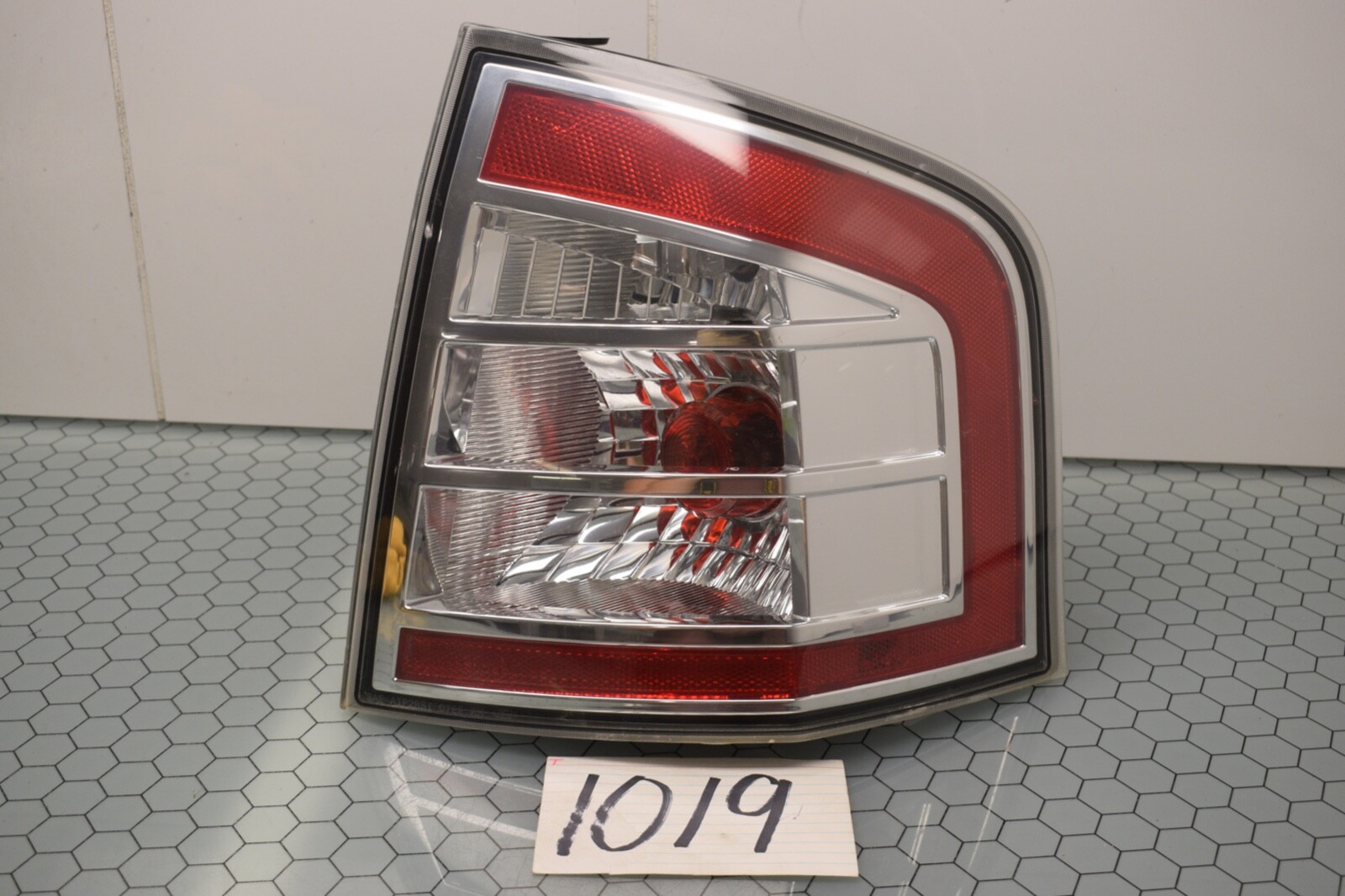07 08 09 10 Ford Edge PASSENGER Side Tail Light Used Rear Lamp #1019-T