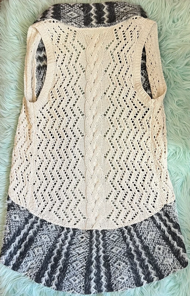 Chaleco Suéter Max Studio Niñas Talla L (14) Gris Crema Crochet Frente Abierto Boho Foto 2 de 4