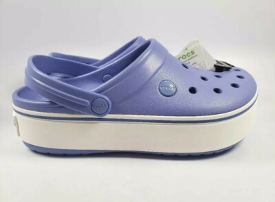 w9 crocs