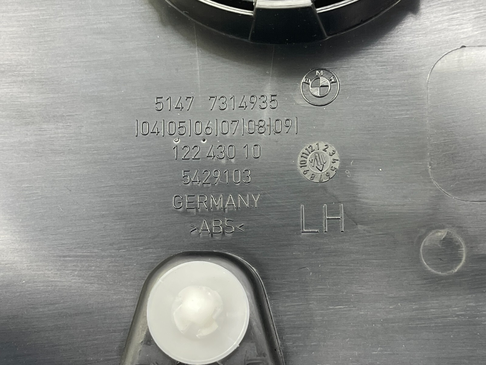 BMW i8 2014-2020 Front Left Cover panel
