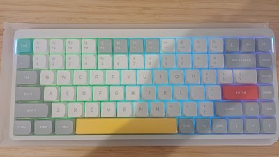 Nuphy Air75 V2 Ionic White ANSI Cowberry Switches