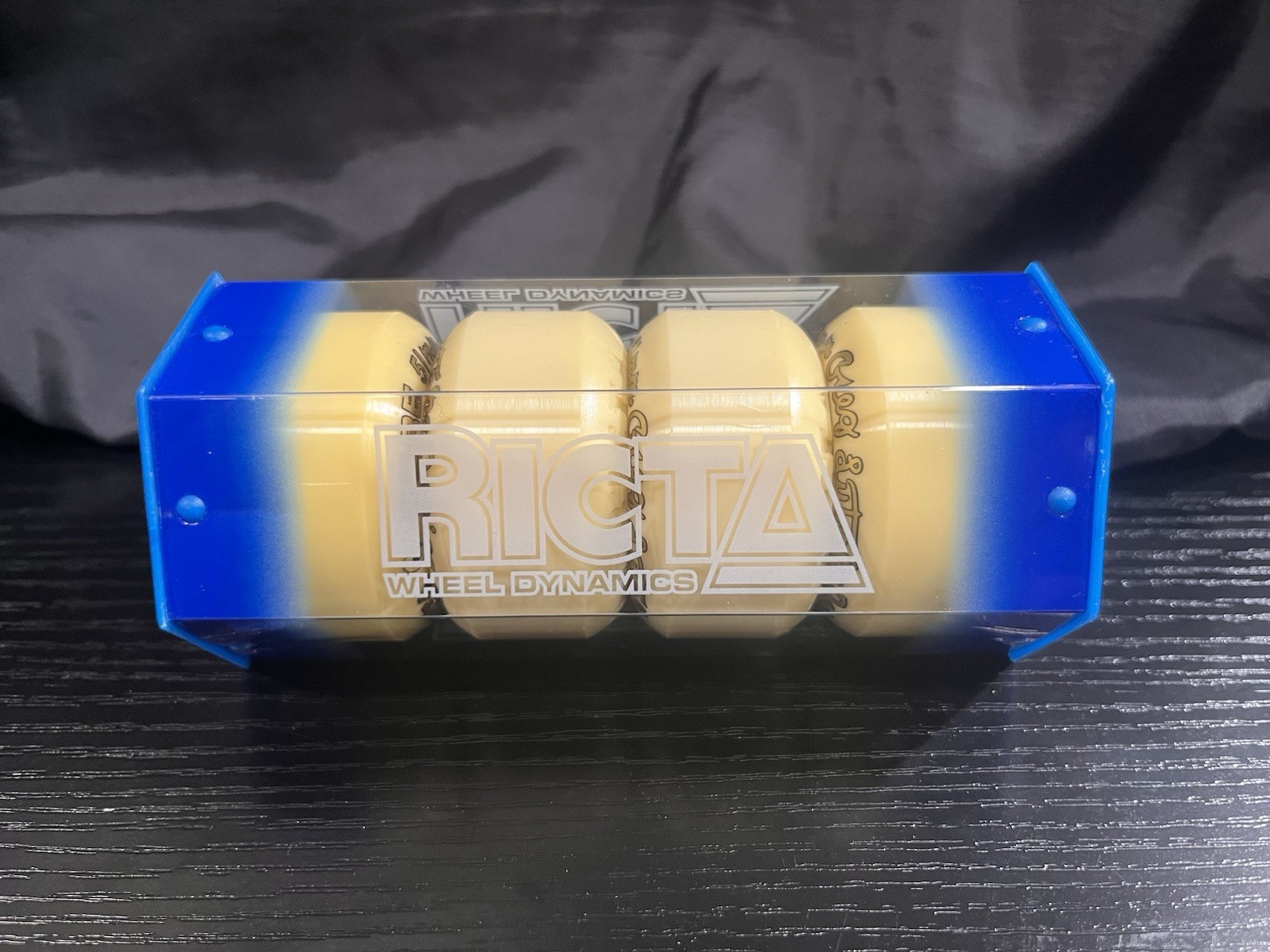 RICTA: Skateboard Wheels / Chrome Cores Gold 51mm/81B