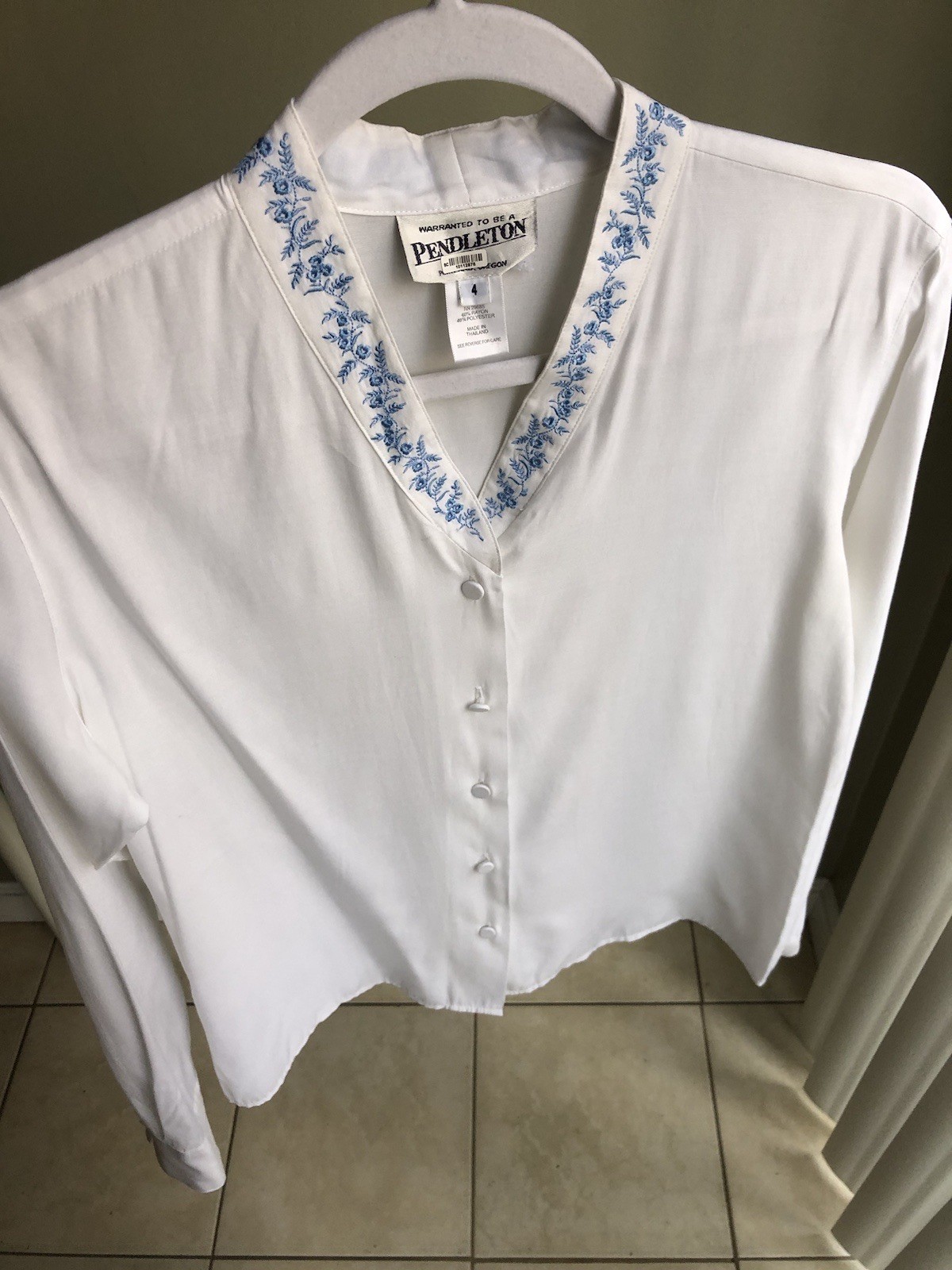 Pendleton Button-Front Embroidered Blouse Size: 4 - image 4