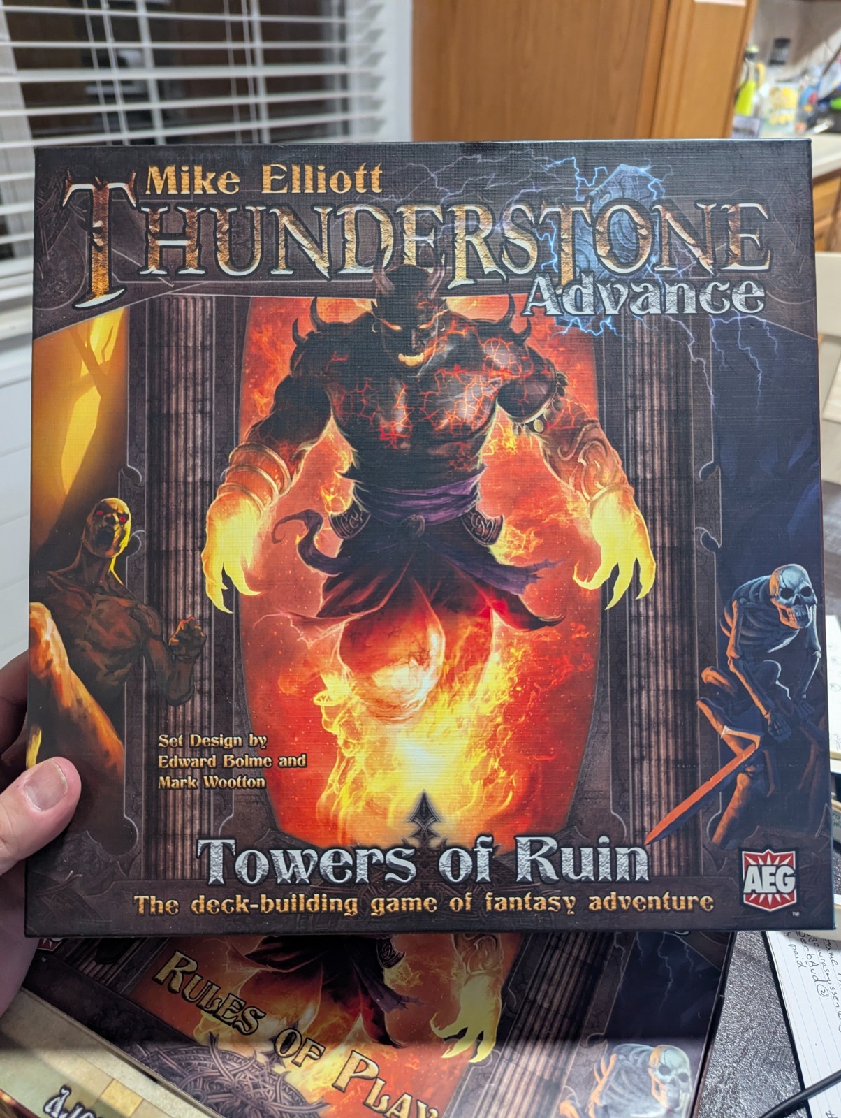 THUNDERSTONE ADVANCE TOWERS of RUIN Board Game 100% COMPLETE 2012 TATR1
