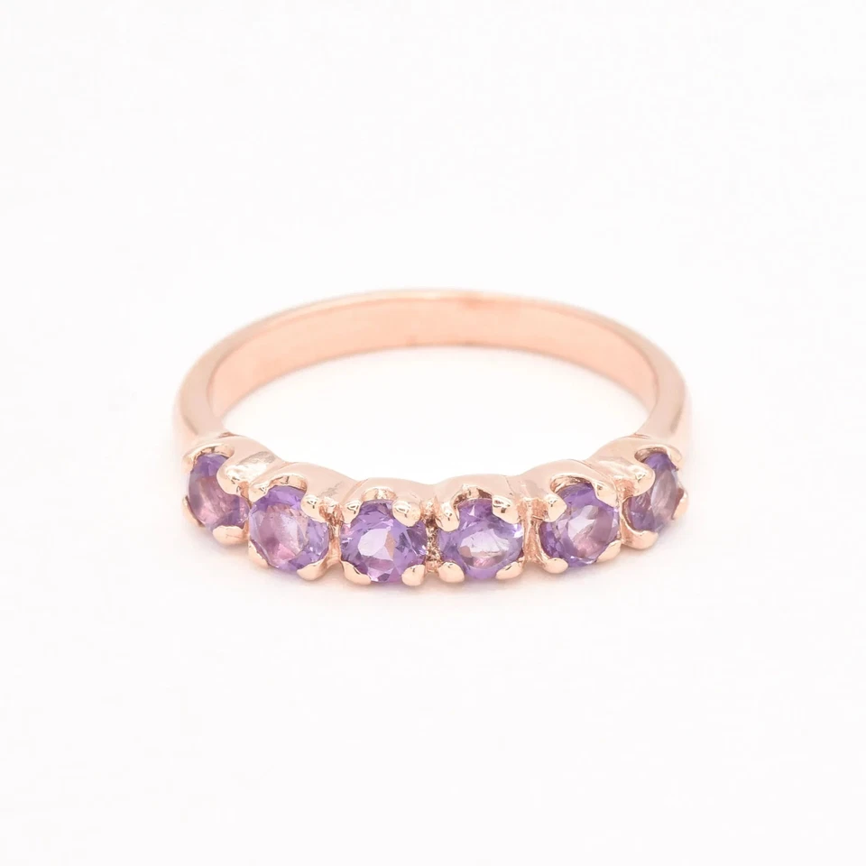 Anillo de media eternidad amatista corte redondo oro amarillo 14K joyería hecha a mano fina. Foto 2 de 4