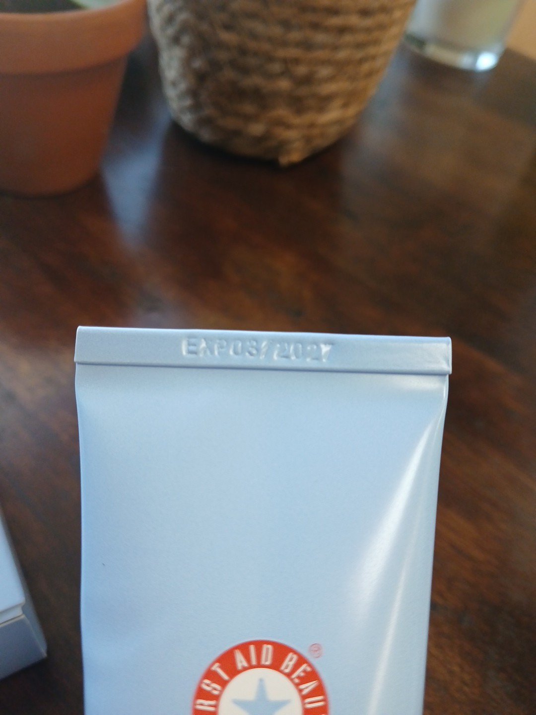 First Aid Beauty ULTRA REPAIR Rescue Barrier Balm 2.25 oz - A6