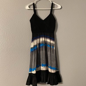 bebe silk dress