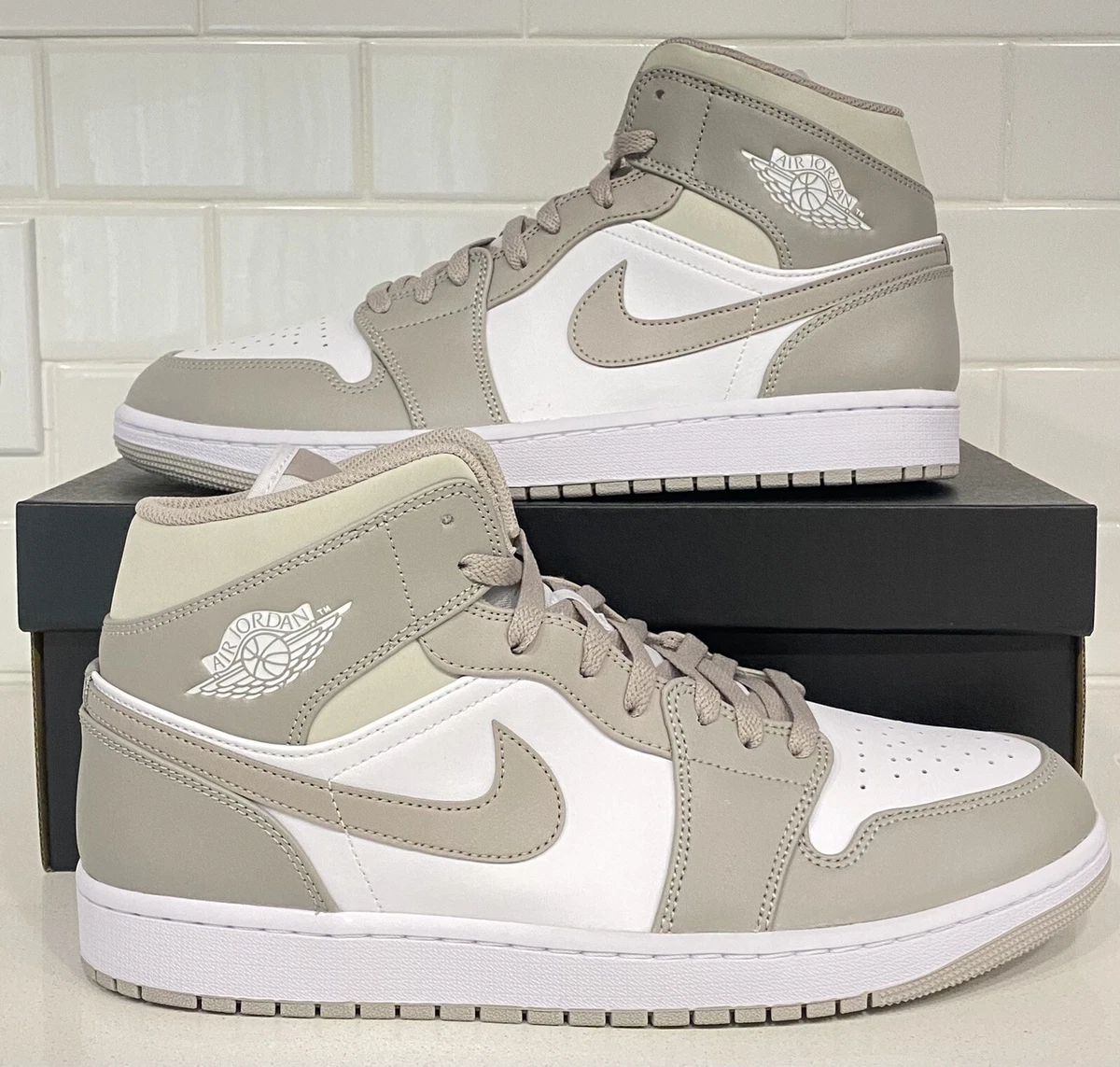 Nike Air Jordan 1 Mid Linen College Grey Light Bone 554724-082 Size Mens 11