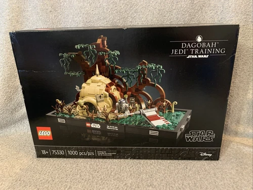 LEGO Star Wars: Dagobah Jedi Training Diorama (75330)