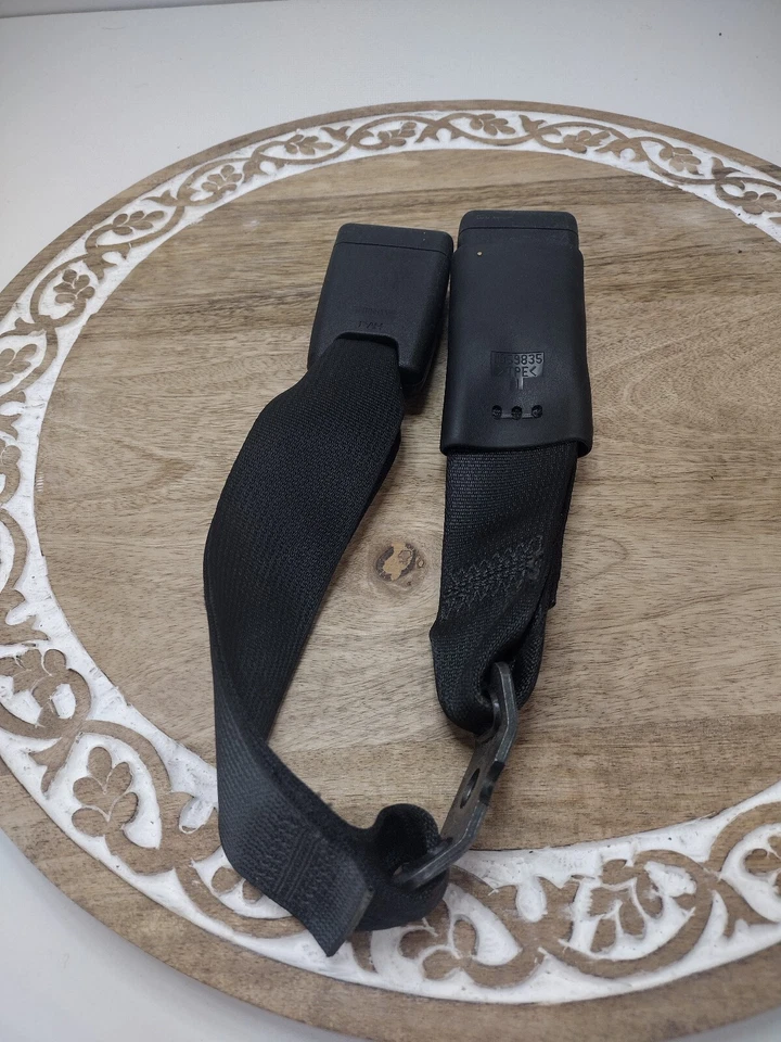 Lexus HS250h 2010 2011 2012 pasajero derecho trasero y hebilla central negro Foto 3 de 4