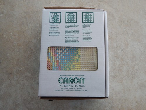 Started Caron Classics Latch Hook Kit HORSE #CC0103 Animal 20" x 30" - Picture 3 of 10