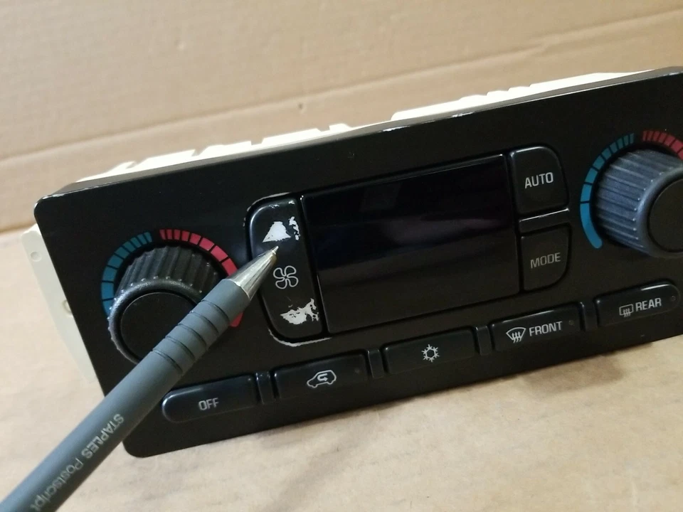 GMC ENVOY BRAVADA TRAILBLAZER BUICK 2002-2005 UNIDAD DE CONTROL DE CLIMA ORIGINAL 15085358 Foto 2 de 4