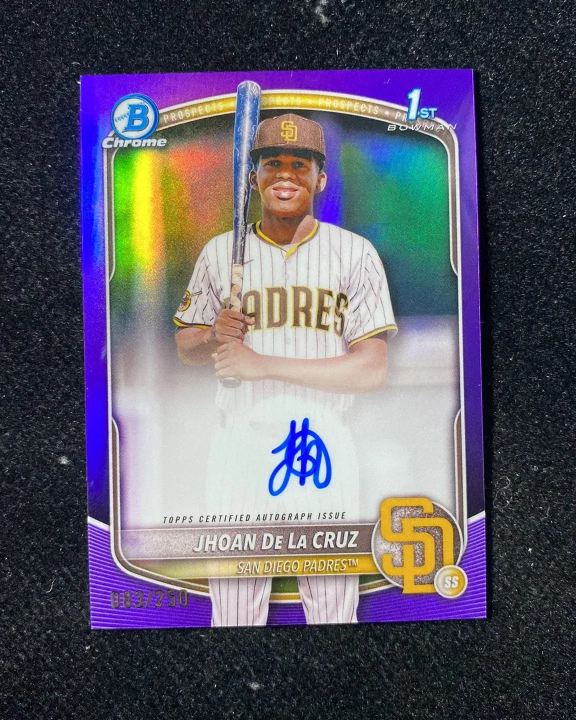 2025 Topps Bowman Chrome 1st Prospects Purple Jhoan De La Cruz Auto 83/250 999