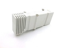 SMC SY70M-26-1A / SY70M261A (NEW IN BOX)