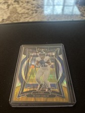 2024 Panini Select - Concourse Blake Corum #9 Black & Yellow Shock Prizm (RC)