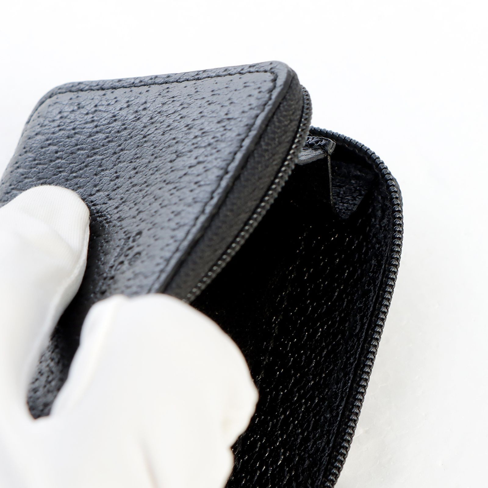 GUCCI Round Zipper Leather Coin Case Black 193251353 | eBay
