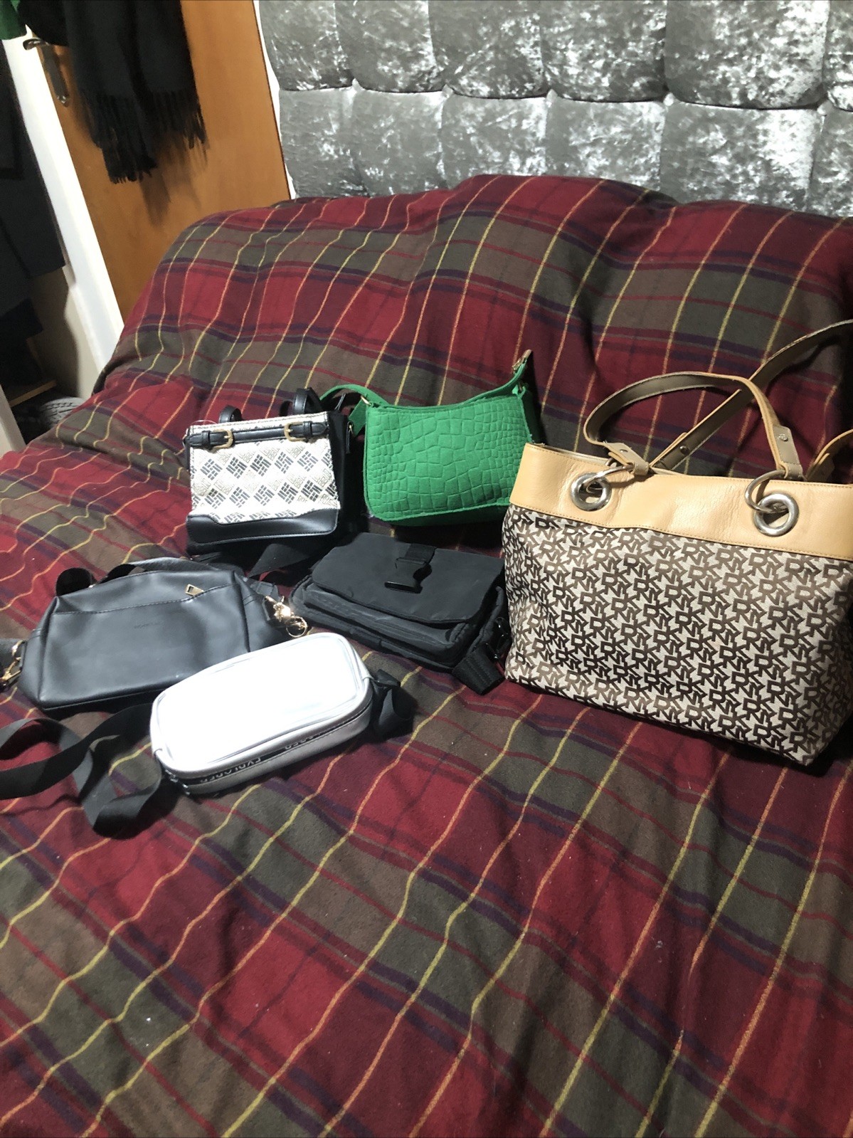 Ladies Large DKNY Brown Monogram Canvas Tote Bag + Small Cross Body Bags 💼